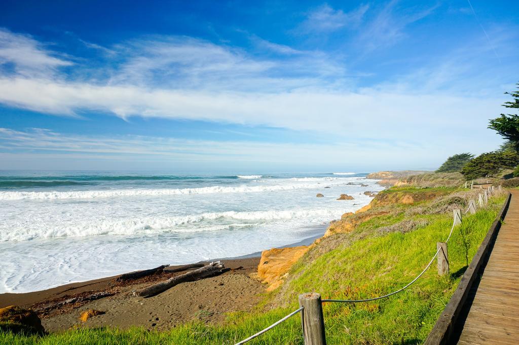 Sand Pebbles Inn Cambria Exterior foto